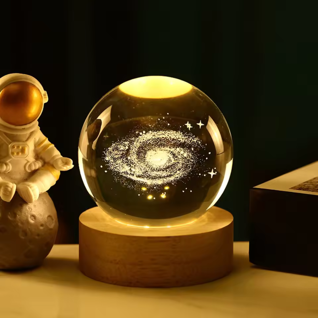 AuraLens Crystal Ball 3D